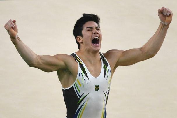Nory ficou em terceiro e garantiu a medalha de bronze na prova de solo da ginstica