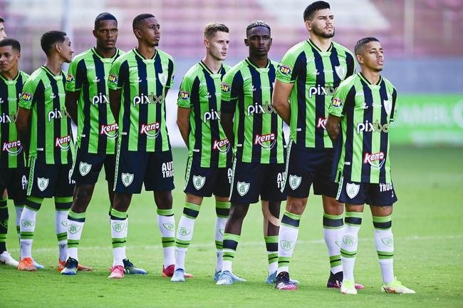 O Amrica recebeu o Tombense neste sbado (19), em jogo vlido pela 11 rodada do Campeonato Mineiro. Sem pblico, a partida foi realizada no Estdio Independncia, em Belo Horizonte.