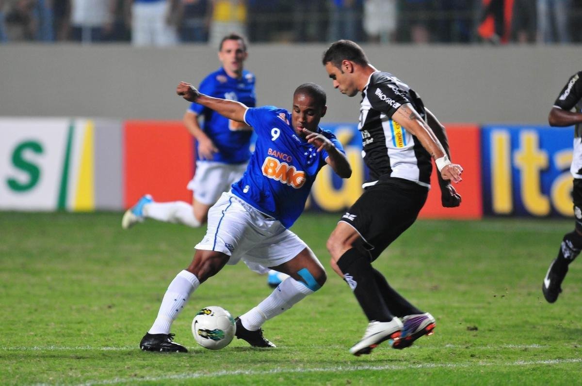 Cruzeiro 1x2 Ponte Preta - 05/08/2012 - Campeonato Brasileiro 2012