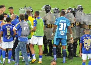Investir majoritário do Cruzeiro, Fenômeno disse que árbitro interferiu no resultado do clássico contra o Atlético