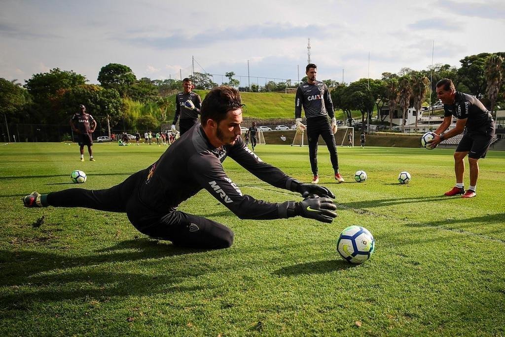 Fotos do ltimo treino comandado por Thiago Larghi no Atltico