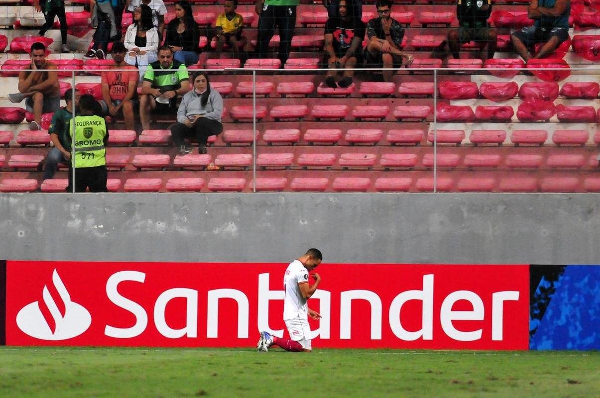 Fotos do jogo entre Amrica e Tolima, no Independncia, em Belo Horizonte, pela terceira rodada do Grupo D da Copa Libertadores 2022