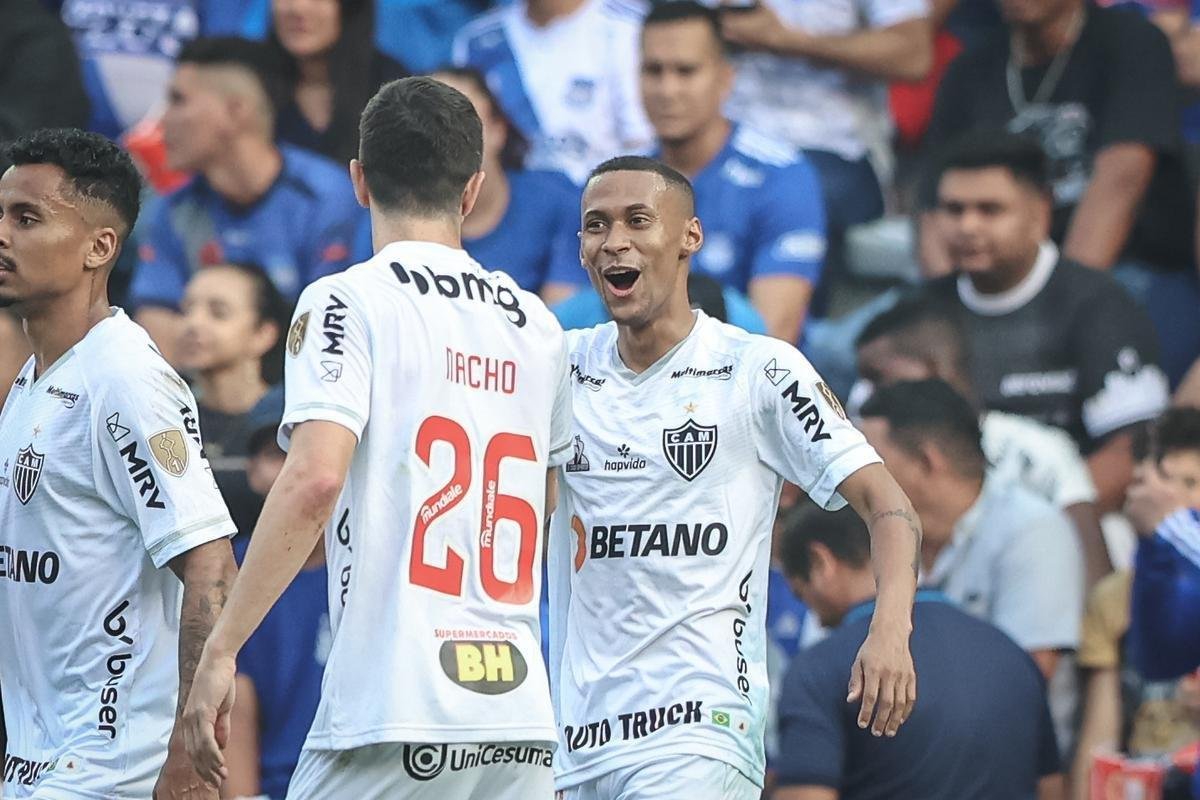 Fotos do jogo de ida das oitavas de final da Copa Libertadores, entre Emelec e Atltico, no estdio George Capwell, em Guayaquil, no Equador