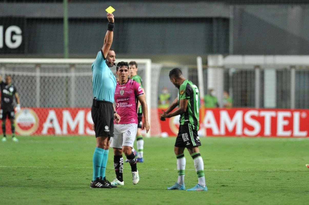 Fotos da derrota do Amrica para o Independiente del Valle, por 2 a 0, no Independncia, pelo Grupo D da Copa Libertadores