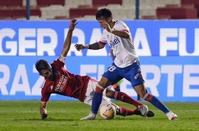 Pablo Garca, 22 anos, meia do Nacional, do Uruguai. Titular de uma equipe mais tradicional do que o Envigado de Yeison, o jogador atua no mesmo setor que o colombiano e desempenha funo semelhante no meio-campo. J passou pelas categorias de base do River Plate, da Argentina. Na temporada 2020/21 tem 27 jogos e 2 gols. 