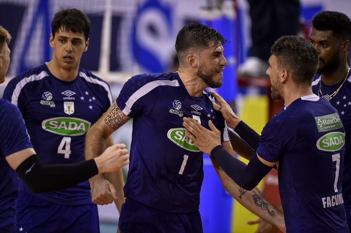 Cruzeiro e UPCN Bolvar Voley fizeram a final do Campeonato Sul-Americano de Clubes de Vlei, no Ginsio do Riacho, em Contagem