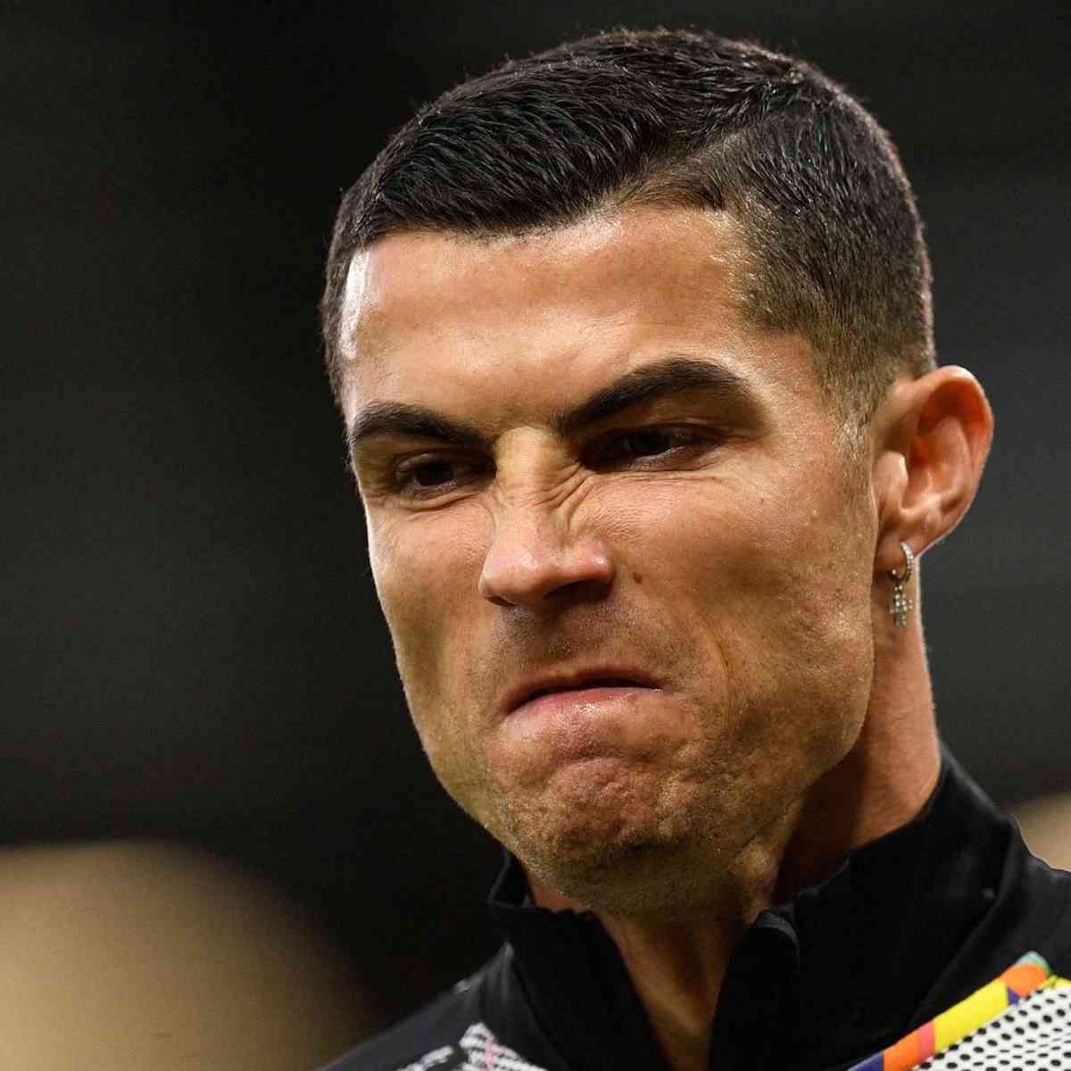 Cristiano Ronaldo não treina com reservas após classificação de Portugal -  Superesportes