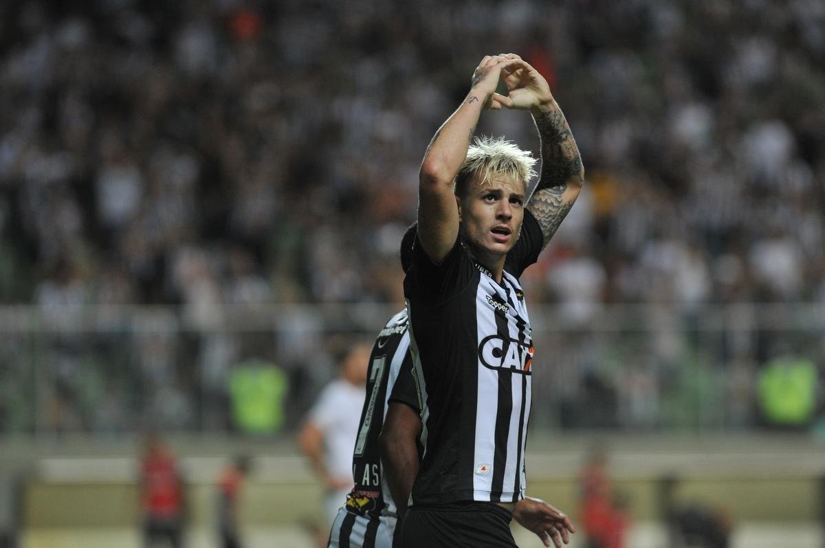 Rger Guedes - Aps ser emprestado ao Atltico pelo Palmeiras, o atacante teve um comeo conturbado no Galo. Porm, se firmou e foi destaque no primeiro semestre de 2018, com 13 gols em 28 jogos. Mesmo com o esforo da diretoria, o jogador acabou negociado pela equipe paulista com o Shandong Luneng, da China, em julho deste ano