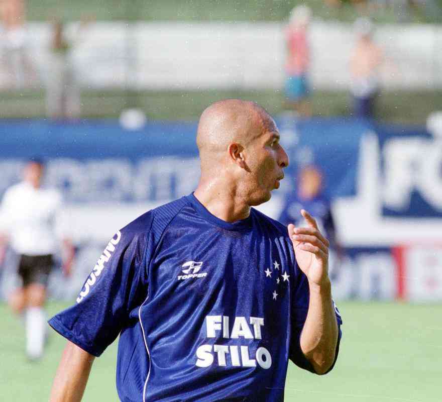 22 - Fábio Júnior - 81 gols em 190 jogos (1998, 2000 e 2002)