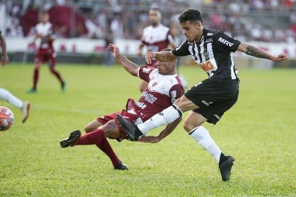 Fotos do duelo entre Patrocinense e Atlético, em Patrocínio, pela nona rodada do Mineiro. Galo venceu a partida por 1 a 0, com gol de Alerrandro, aos 45 minutos do segundo tempo