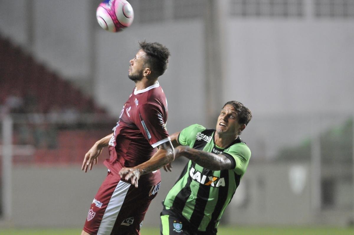 Amrica e Patrocinense se enfrentaram, no Independncia, pela primeira rodada do Campeonato Mineiro