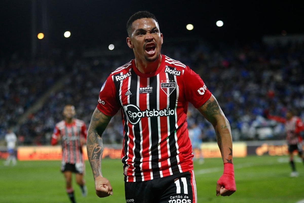 8 - Luciano (So Paulo) - 21 gols em 59 jogos