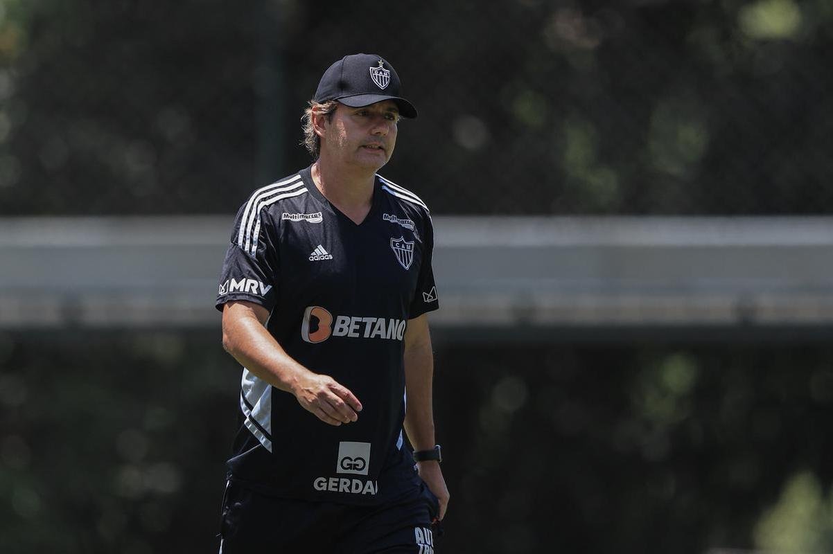 Treino do Atltico na Cidade do Galo, na manh desta tera-feira (11/10).