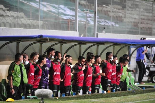 Fotos da vitria do Amrica sobre o Fortaleza, por 2 a 1, no Independncia, pela 29 rodada da Srie A do Campeonato Brasileiro