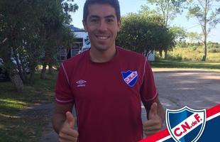 Carlos De La Pea - meia se transferiu do Real Oviedo para o Nacional