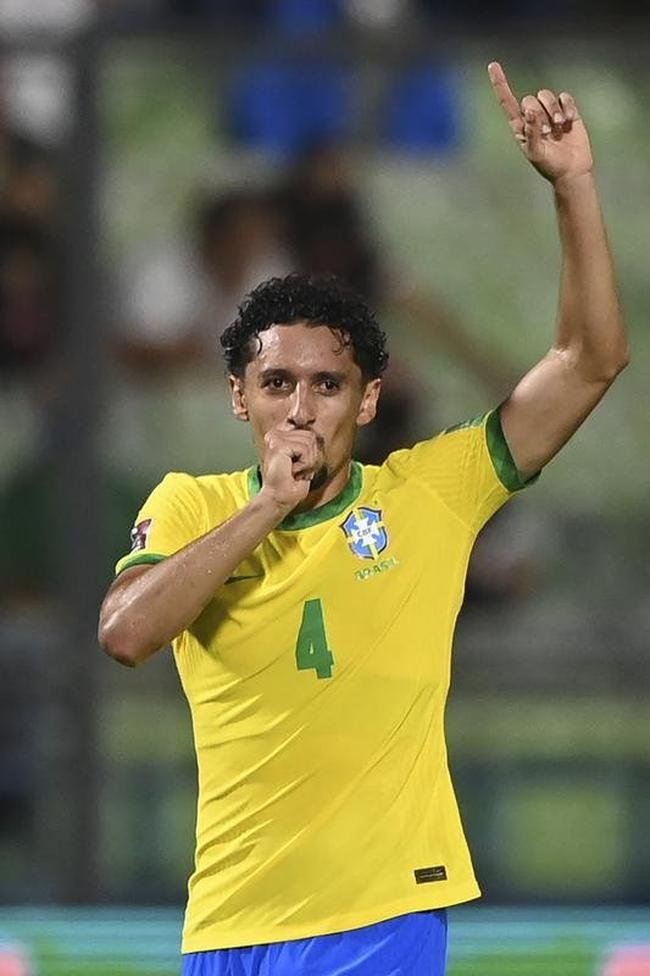 Em Caracas, Seleo Brasileira bateu a Venezuela de virada e manteve os 100%