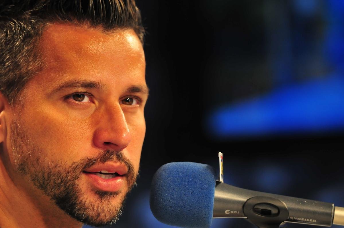 Imagens do treino do Cruzeiro com a presena do presidente Wagner Pires de S