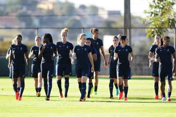 Imagens do treinamento da Seleo Francesa na Toca da Raposa II, em Belo Horizonte