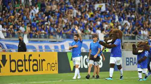 Joguem com raça e amor: torcida envia mensagens de incentivo ao time do  Cruzeiro - Superesportes