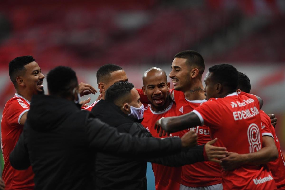 Equipes se enfrentaram neste sbado, no Beira-Rio, em Porto Alegre