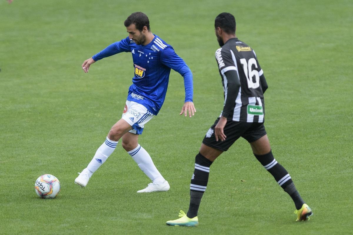 Equipes se enfrentaram neste domingo, no Orlando Scarpelli, em Florianpolis