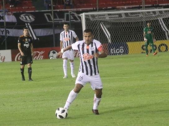 Libertad - terceiro colocado geral no Campeonato Paraguaio (segunda fase)
