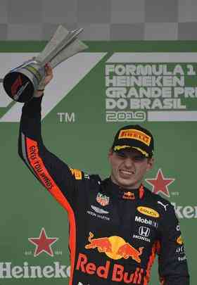 Verstappen, da RBR, venceu GP Brasil de Frmula 1, em Interlagos, So Paulo, e foi seguido de Pierre Gasly, da Toro Rosso, e Lewis Hamilton, da Mercedes