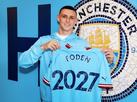 Manchester City anuncia renovao com Phil Foden at 2027