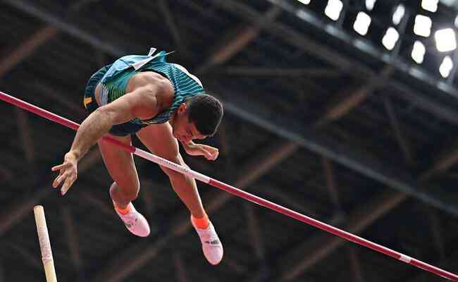Atual campeo olmpico, Thiago Braz vai disputar a final do salto com vara