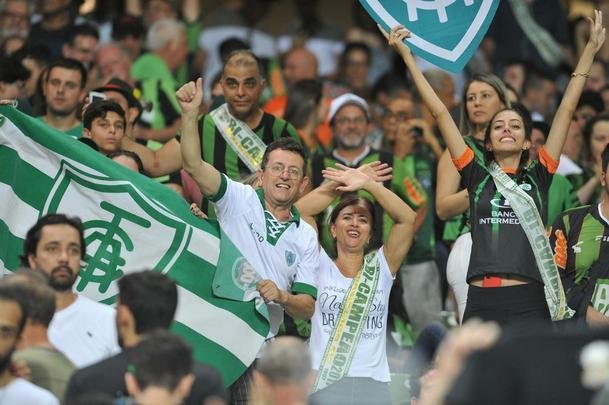 Festa do Amrica e da torcida no Independncia com o bi da Srie B em 2017