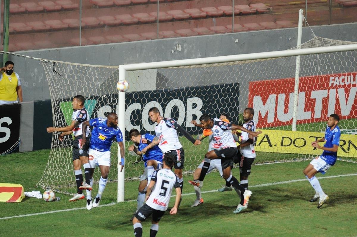Cruzeiro x Operrio: fotos do jogo pela 36 rodada da Srie B