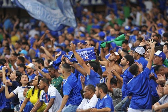 Fotos do jogo entre Cruzeiro e Brusque, no Mineiro, em Belo Horizonte, pela segunda rodada da Srie B do Campeonato Brasileiro