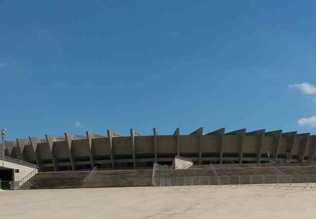 Palco dos jogos de Cruzeiro e Atltico, o Mineiro tem 62 mil lugares.
