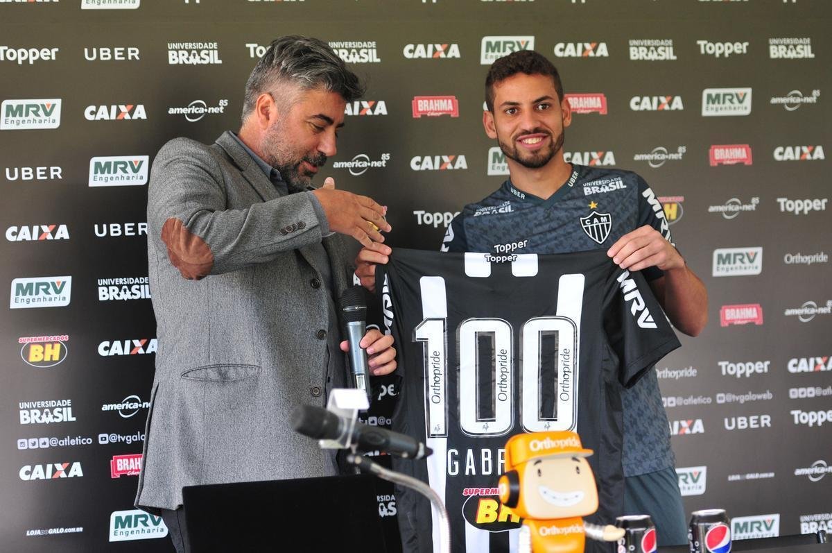 Gabriel completou 100 jogos pelo Atltico no empate por 0 a 0 com o San Lorenzo, no jogo de ida da Copa Sul-Americana, em 11 de abril