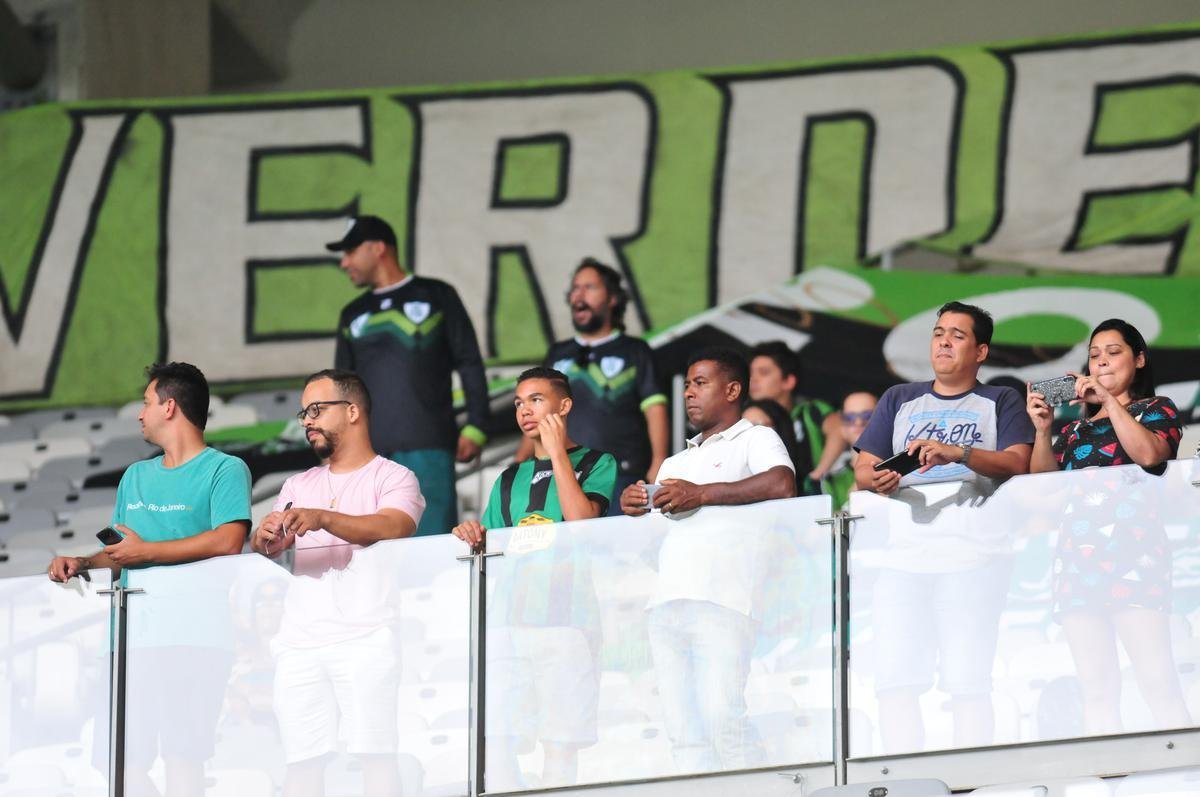 Cruzeiro e Amrica se enfrentaram em clssico pela 5 rodada do Campeonato Mineiro