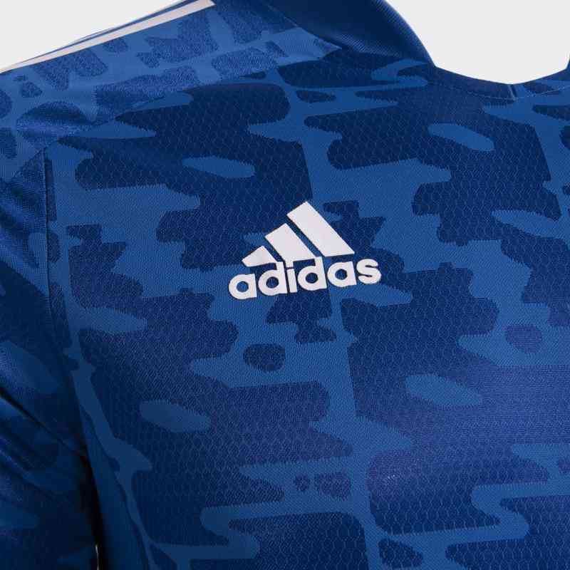 Cruzeiro e Adidas lanaram 'camisa pr-jogo'