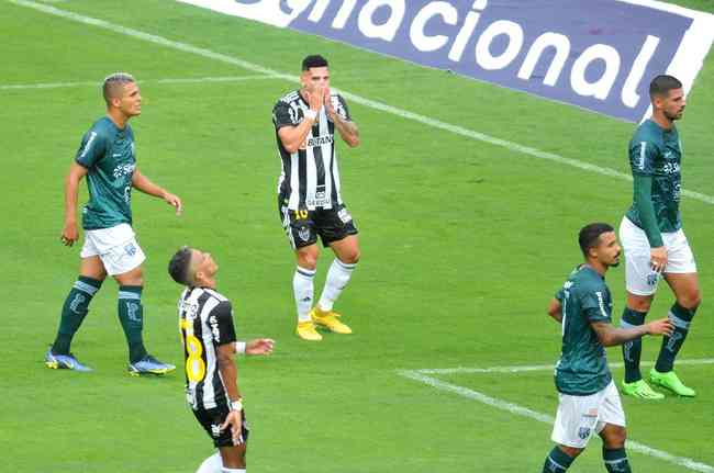 Everson chega a nove pênaltis defendidos com a camisa do Atlético -  Superesportes