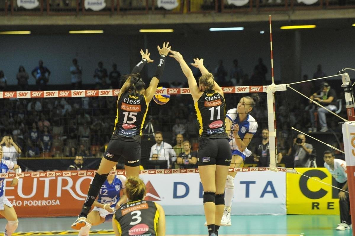 Minas x Praia: veja fotos da primeira partida da final