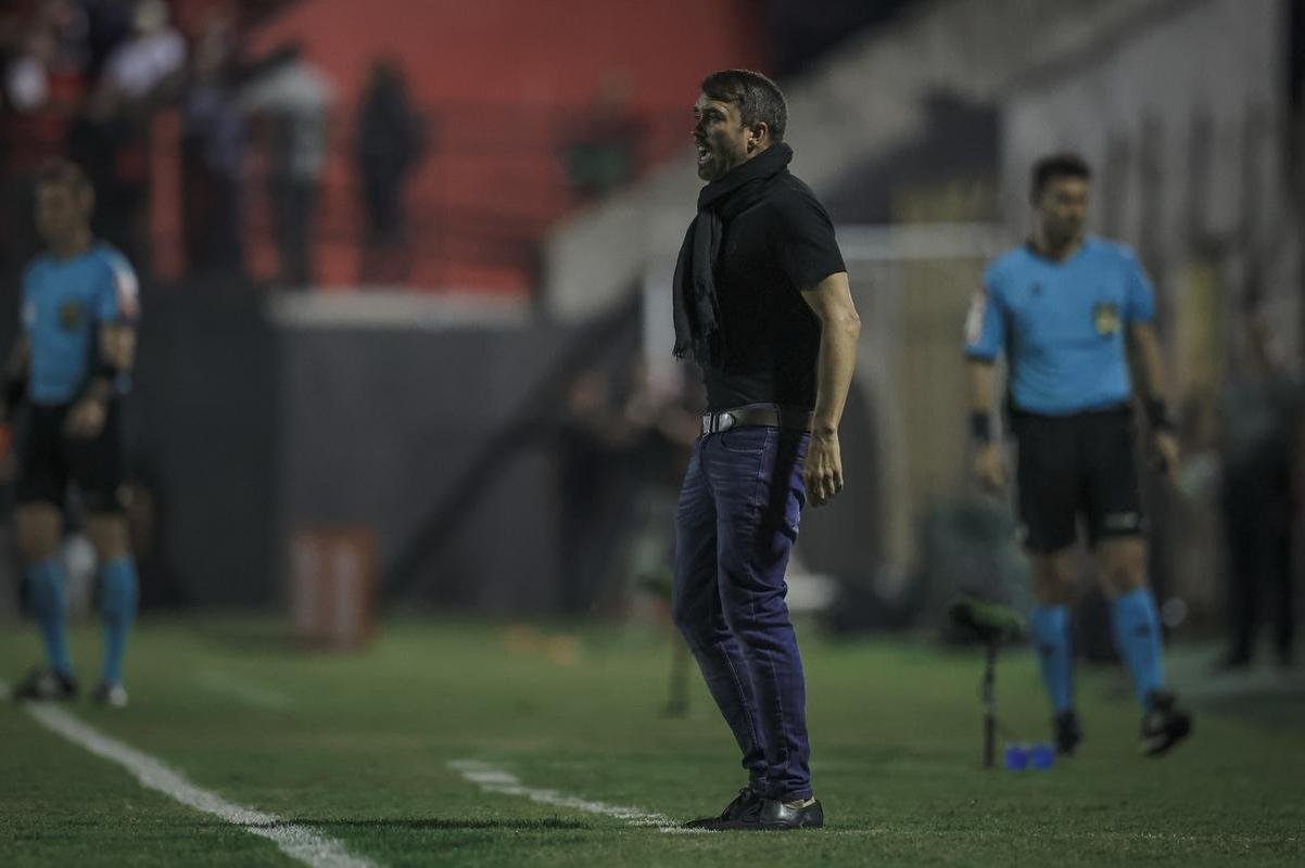 Nesta quarta-feira (26/4), o Atltico visitou o Brasil de Pelotas no Estdio Bento de Freitas, em Pelotas, pela terceira fase da Copa do Brasil.