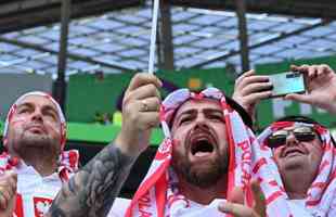 Polnia x Arbia Saudita: fotos da torcida no jogo da Copa do Mundo