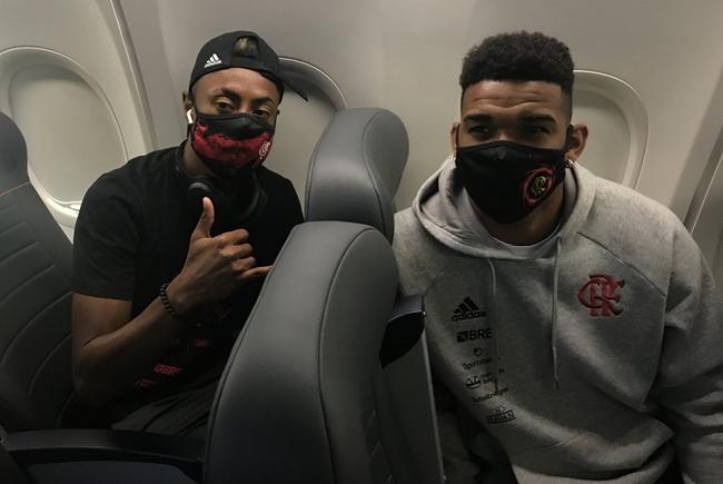 Delegação do Flamengo embarcou nesta segunda-feira para Guayaquil
