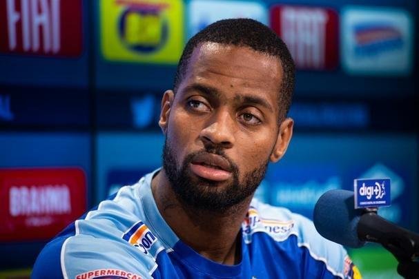 Sob o comando de Rogério Ceni, Cruzeiro treinou nesta sexta-feira na Toca da Raposa para o duelo contra o Santos, pela 15° rodada do Campeonato Brasileiro