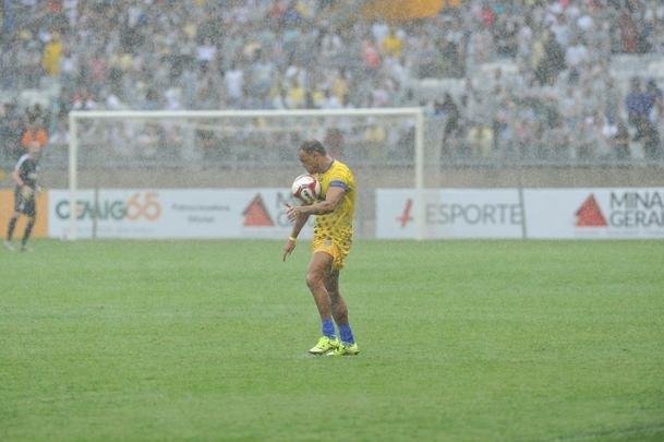 Fotos do 'Game of Dreams', jogo festivo dos Amigos do Ronaldinho contra os Amigos do Penta