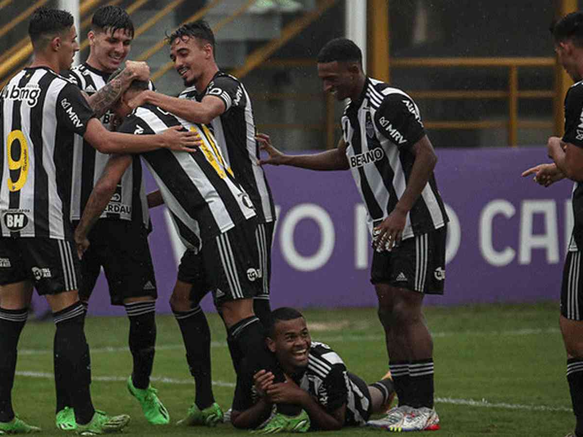 Atlético bate Água Santa, avança como líder e pega Nova Iguaçu na Copinha -  Superesportes