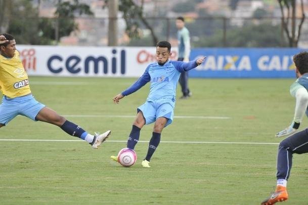 Imagens do treino do Cruzeiro nesta quarta-feira (14), antes do duelo contra o Patrocinense