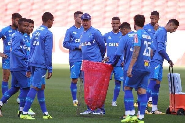 De olho no Grêmio, Cruzeiro treinou pela última vez no Beira-Rio, nesta terça-feira