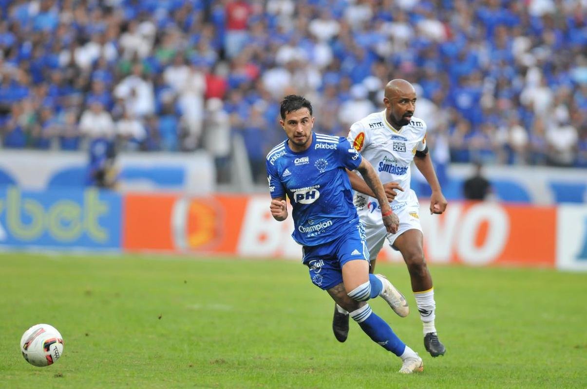 Fotos da partida entre Cruzeiro e Novorizontino, neste domingo (17), no Mineiro, em Belo Horizonte. Jogo  vlido pela 18 rodada da Srie B do Campeonato Brasileiro.