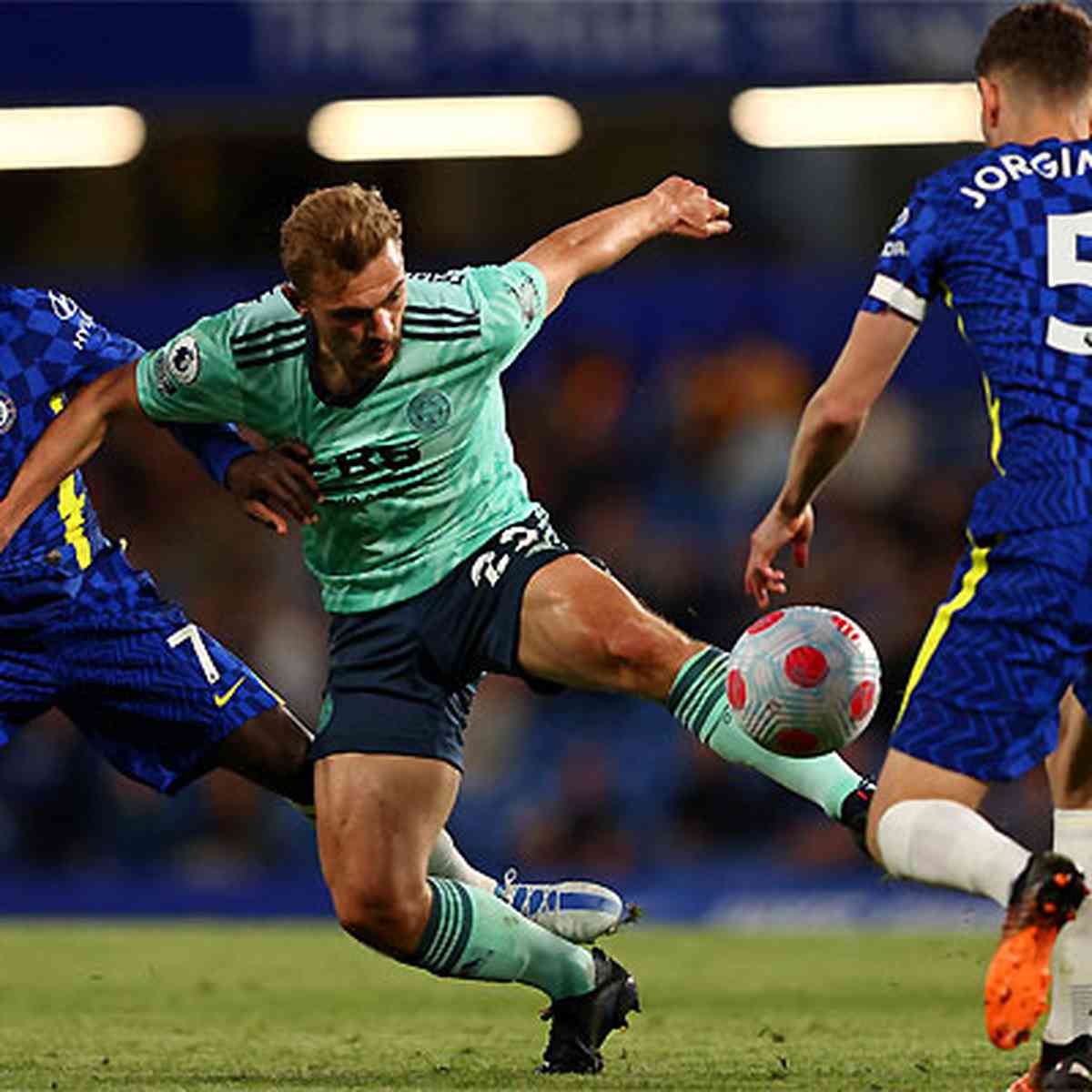 Richarlison marca, Everton vira e se salva da degola no Campeonato Inglês -  Superesportes