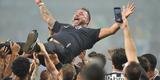 Festa do Atl�tico no Mineir�o pela conquista do tricampeonato mineiro. Galo derrotou o Cruzeiro por 3 a 1 na final �nica do estadual. Gols foram de Hulk (2) e Nacho