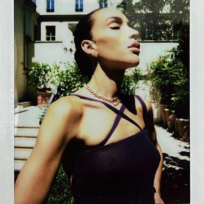 Ines Rau é uma famosa modelo trans da França